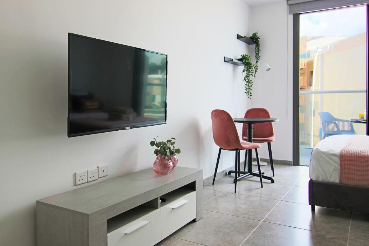 Апартаменти Phaedrus Living: Seaside Luxury Flat Athina 115 Пафос Екстер'єр фото